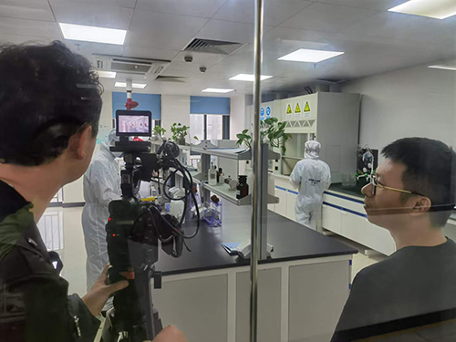 非凡匠人栏目组走访深国安实验室